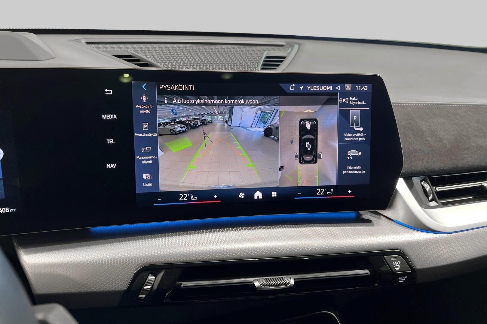 BMW IX2 iso kuva 16