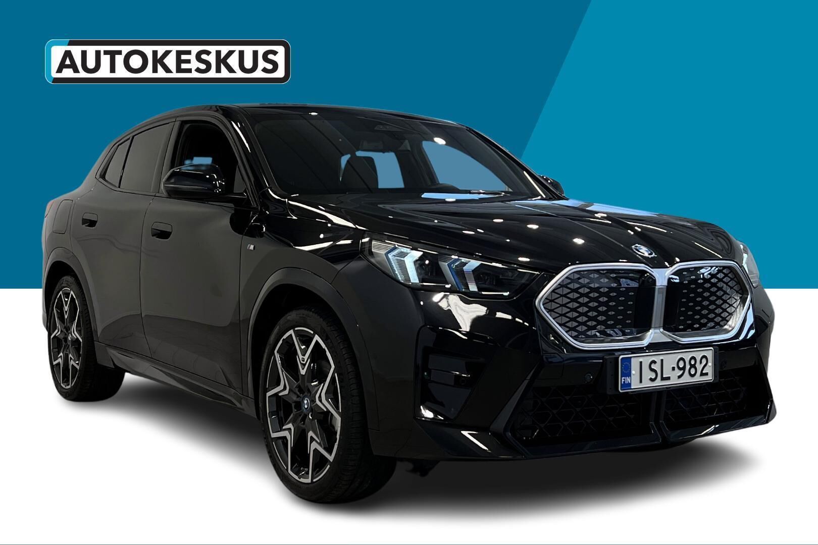 BMW IX2 iso kuva 3