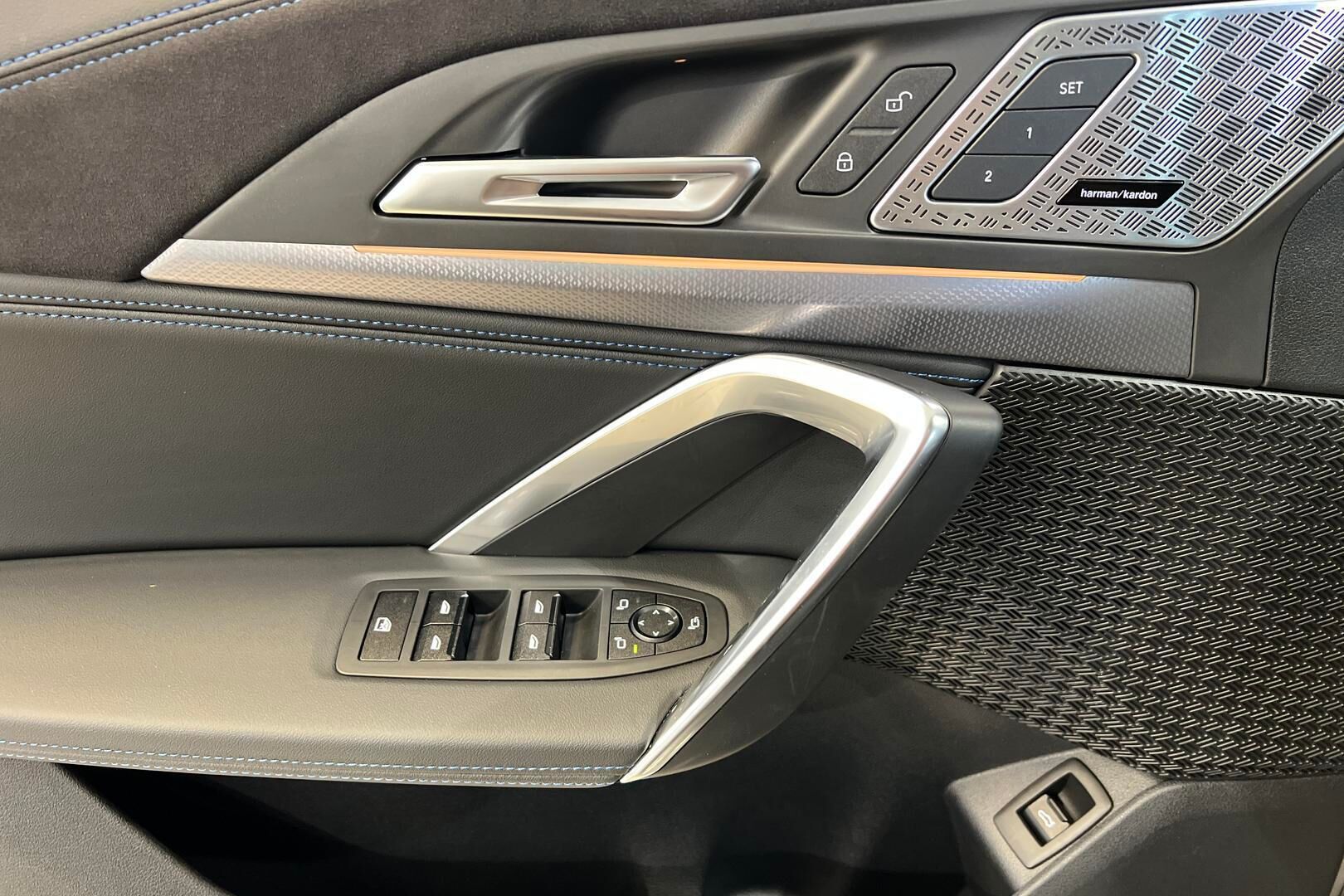 BMW IX2 iso kuva 30
