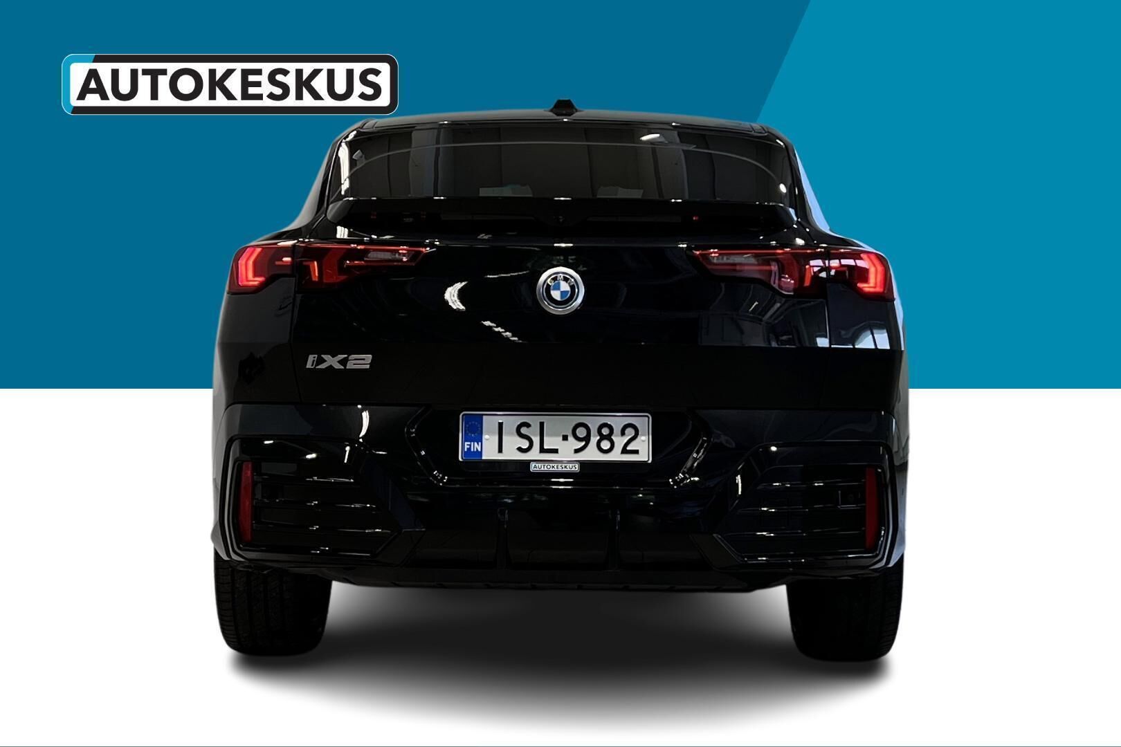 BMW IX2 iso kuva 6