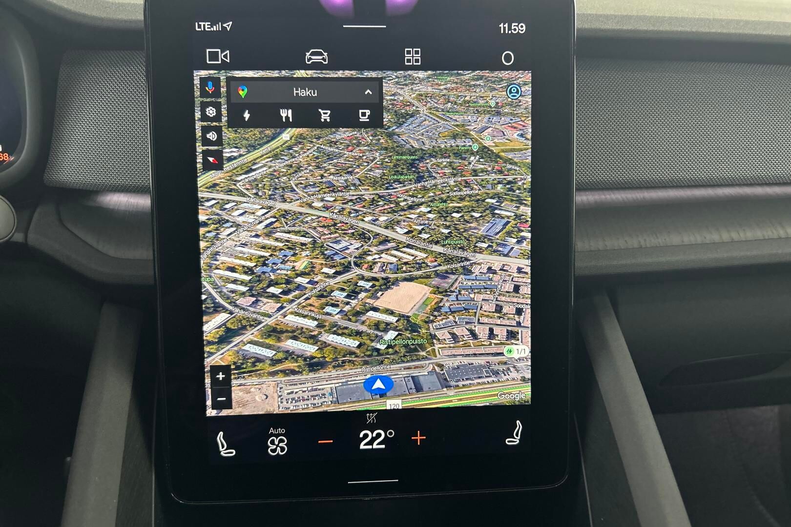 POLESTAR 2 iso kuva 15