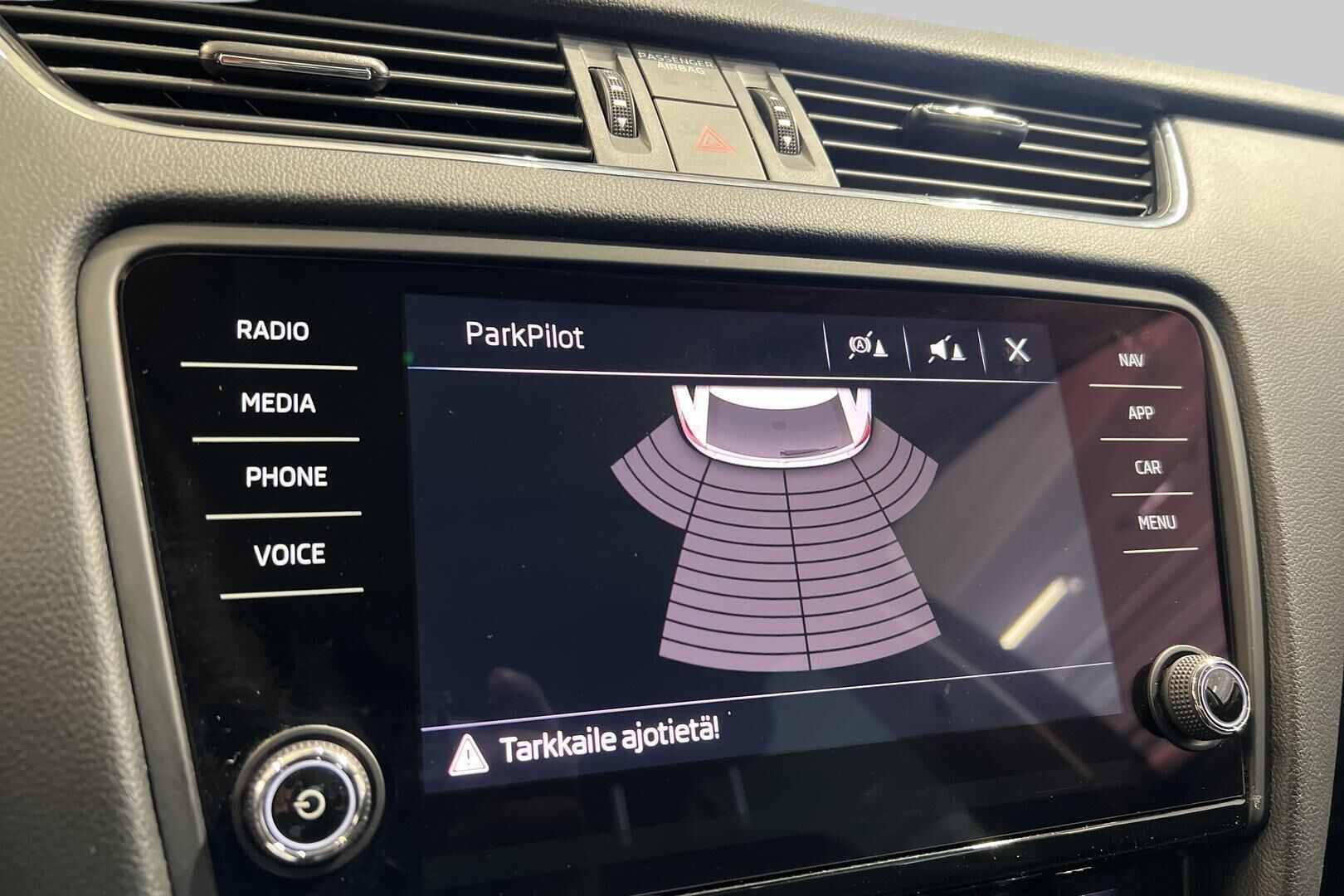 SKODA OCTAVIA iso kuva 16