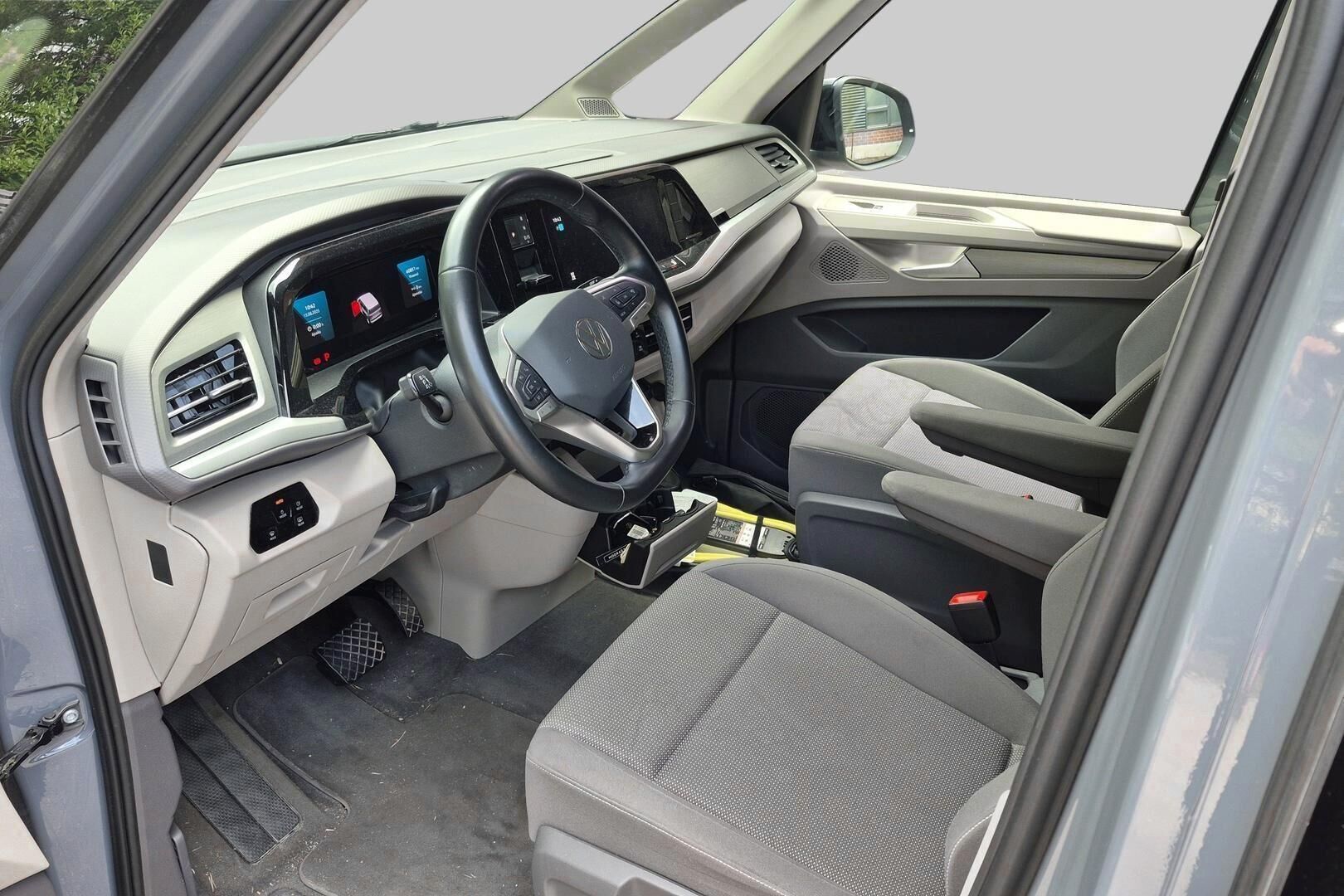 VOLKSWAGEN MULTIVAN iso kuva 1