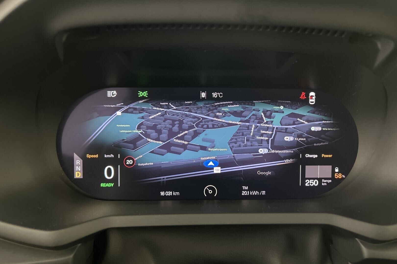 POLESTAR 2 iso kuva 11