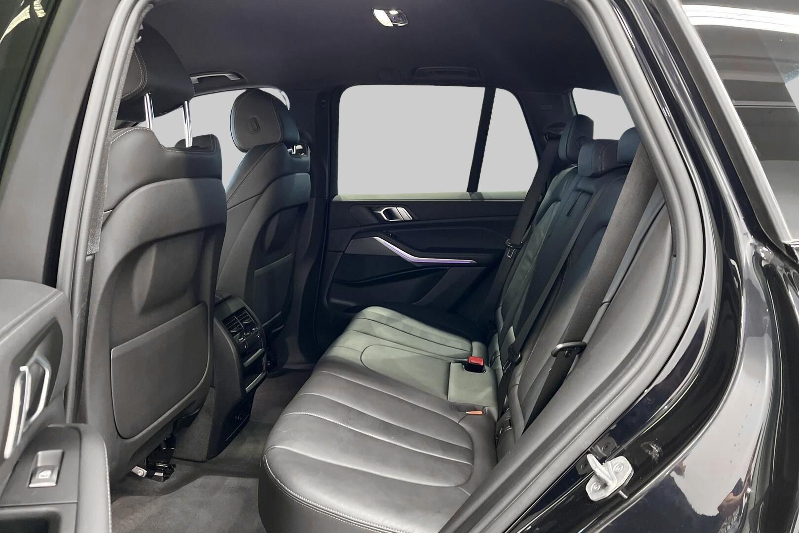 BMW X5 iso kuva 10