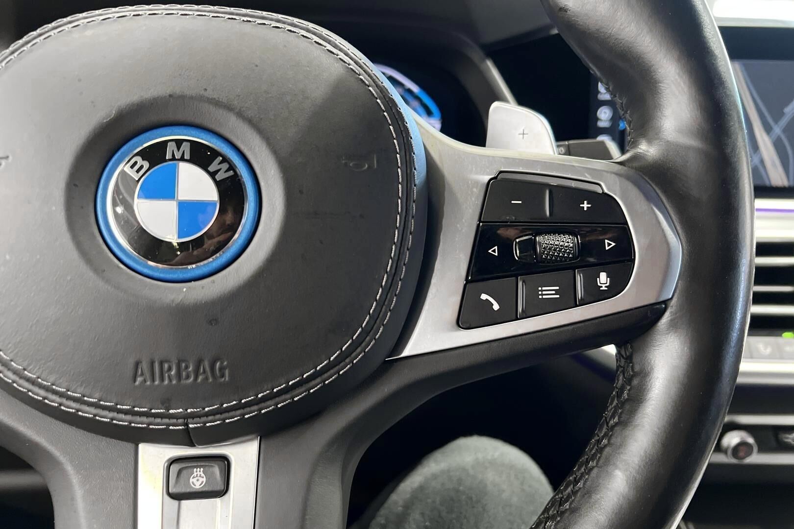 BMW X5 iso kuva 21