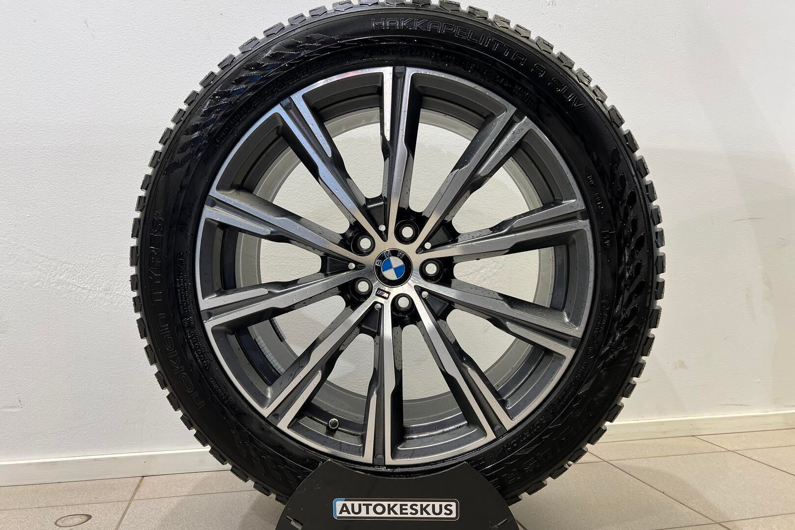 BMW X5 iso kuva 27