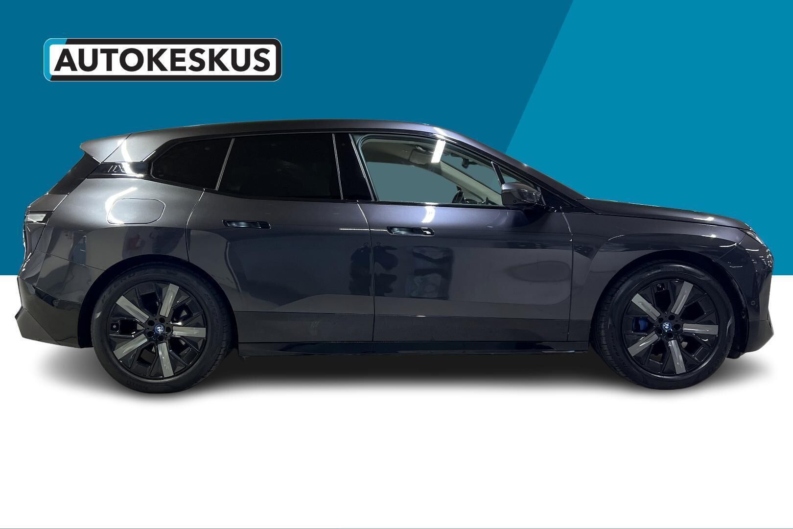 BMW IX iso kuva 1