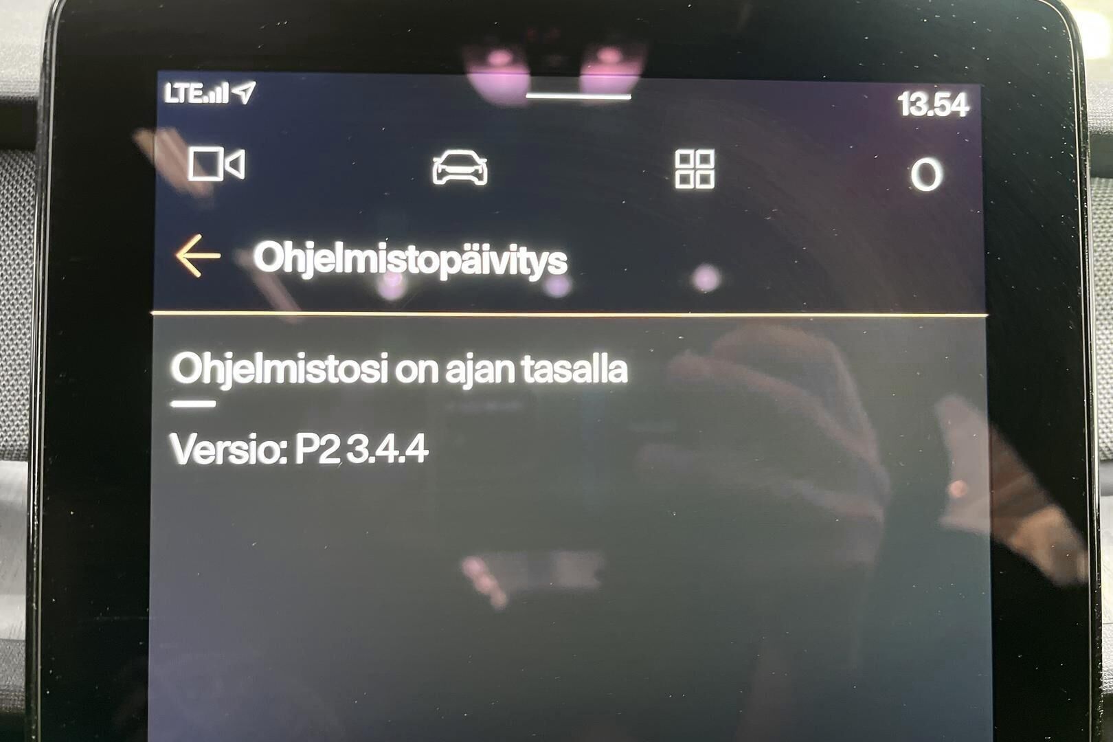 POLESTAR 2 iso kuva 19