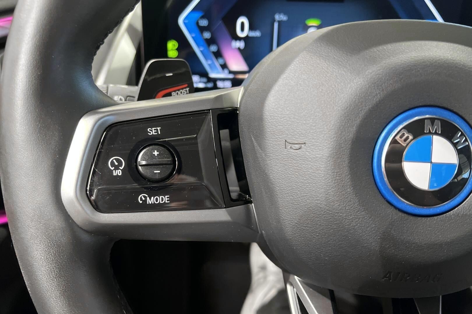 BMW X3 iso kuva 19