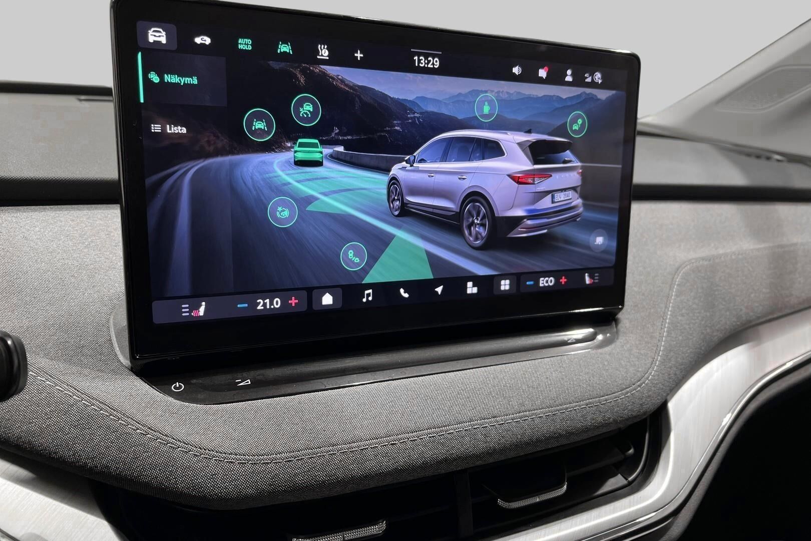 SKODA ENYAQ iso kuva 35