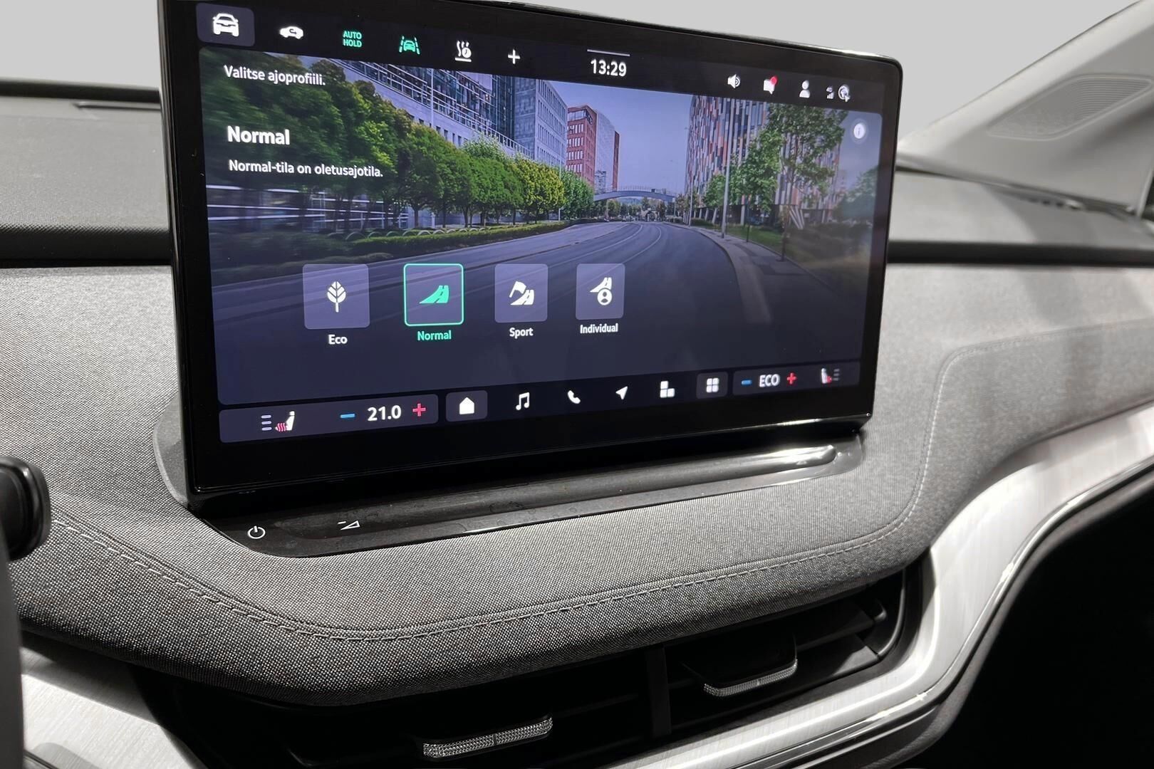 SKODA ENYAQ iso kuva 16
