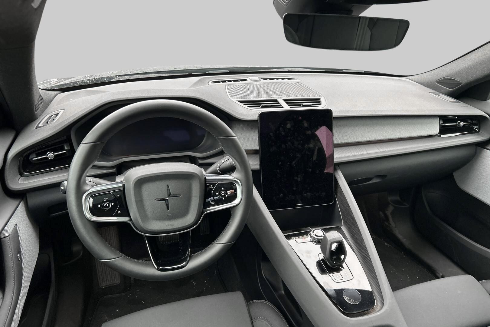 POLESTAR 2 iso kuva 3