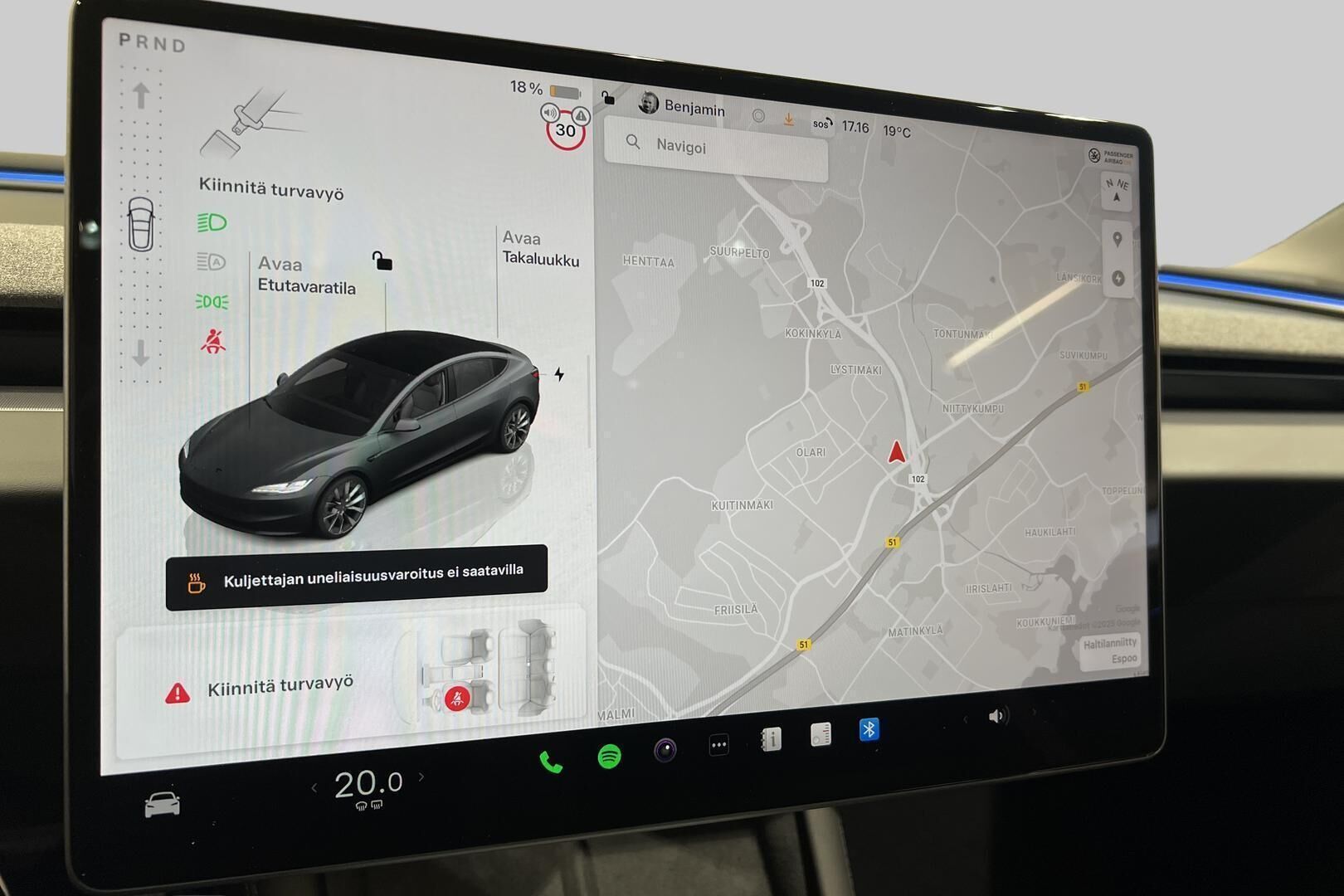 TESLA MODEL 3 iso kuva 31