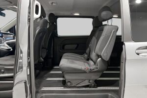 MERCEDES-BENZ EQV esikatselu 28