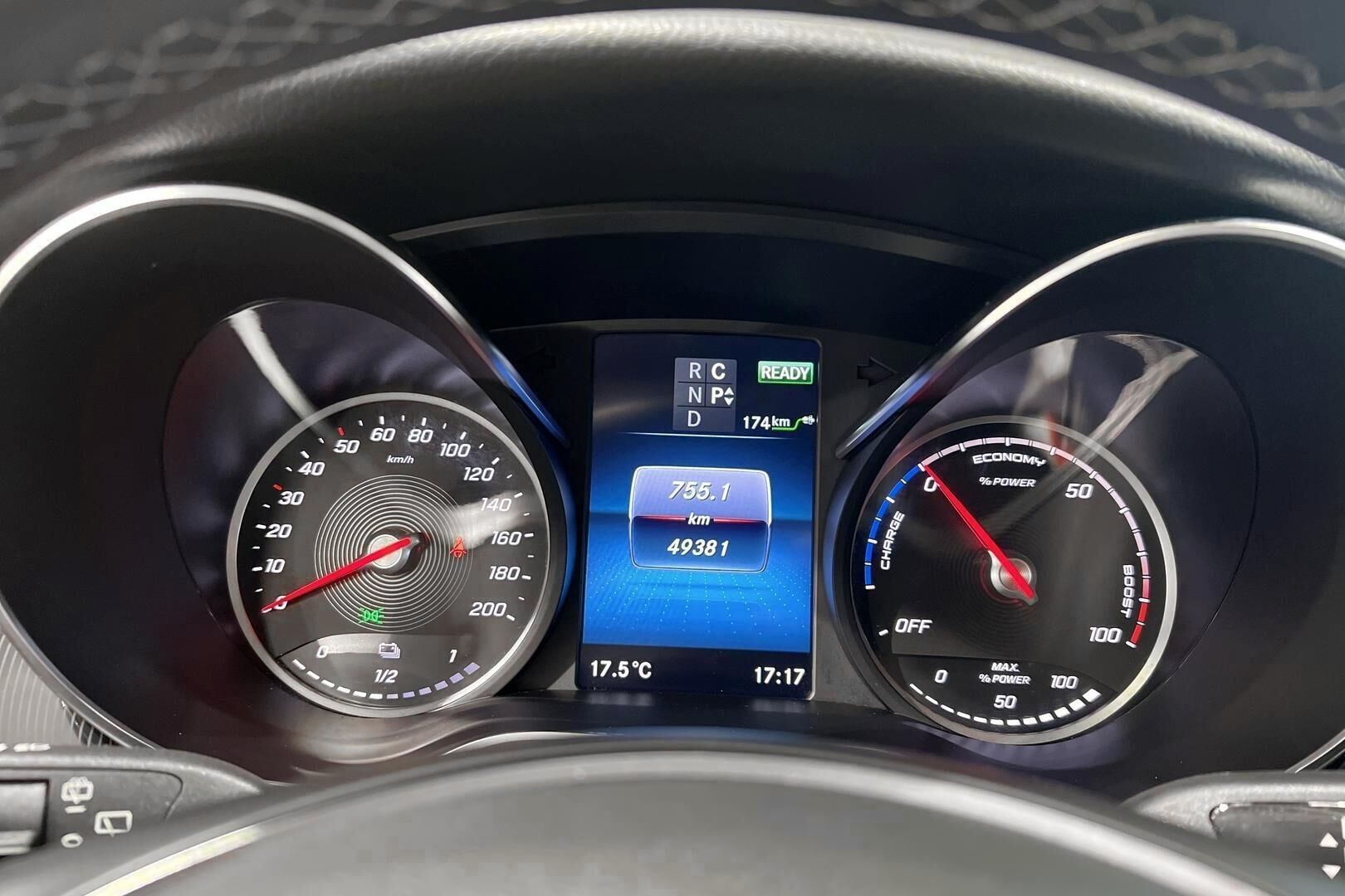 MERCEDES-BENZ EQV iso kuva 12