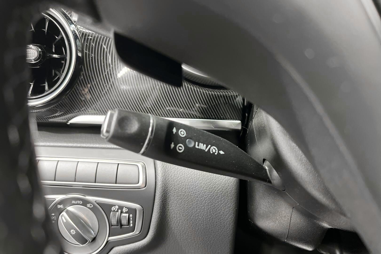 MERCEDES-BENZ EQV iso kuva 22