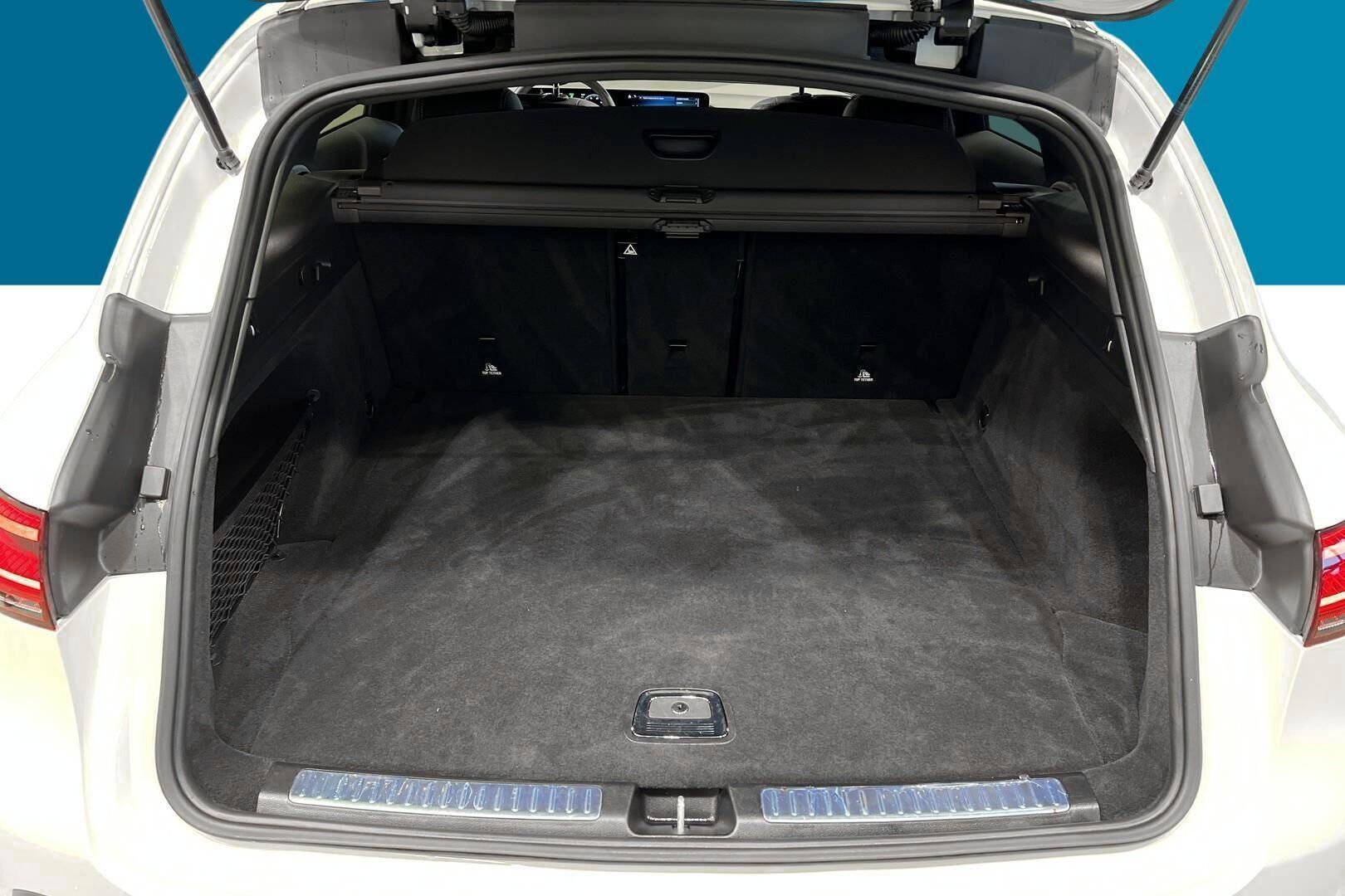 MERCEDES-BENZ EQC iso kuva 12