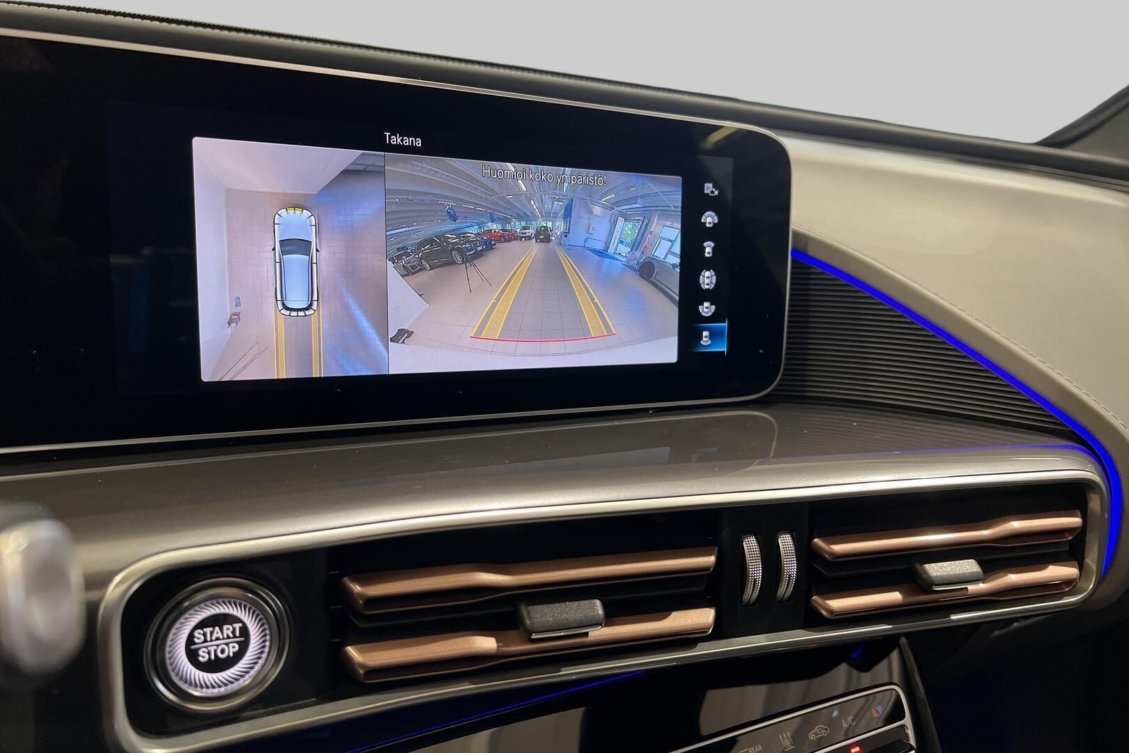 MERCEDES-BENZ EQC iso kuva 16