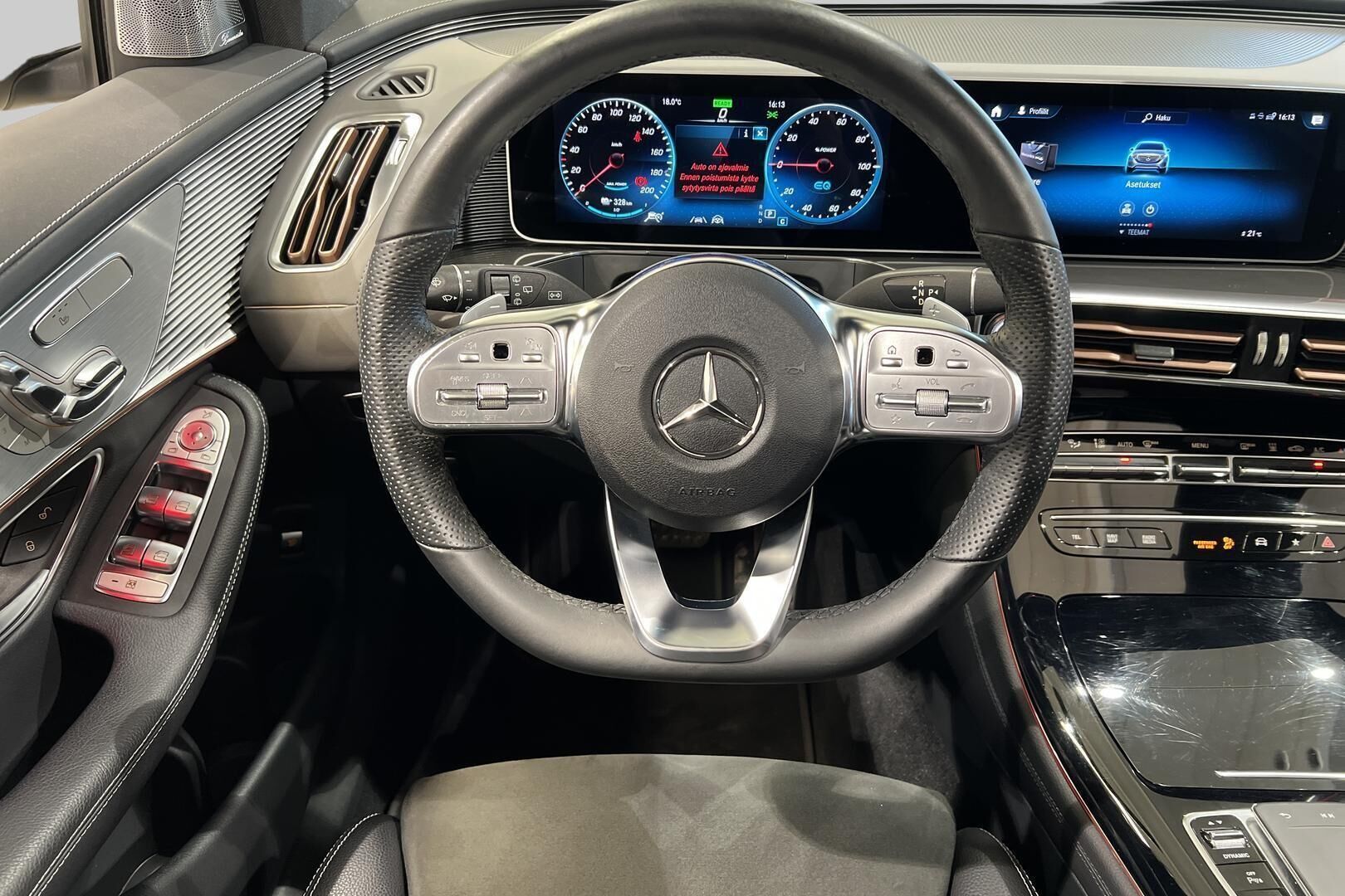 MERCEDES-BENZ EQC iso kuva 35