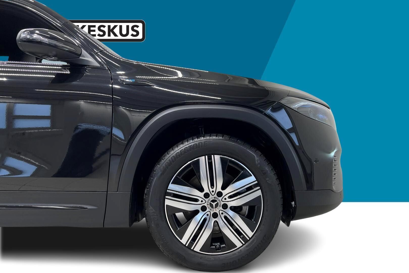 MERCEDES-BENZ EQB iso kuva 13