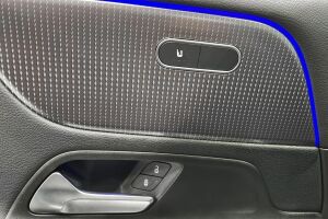 MERCEDES-BENZ EQB esikatselu 33