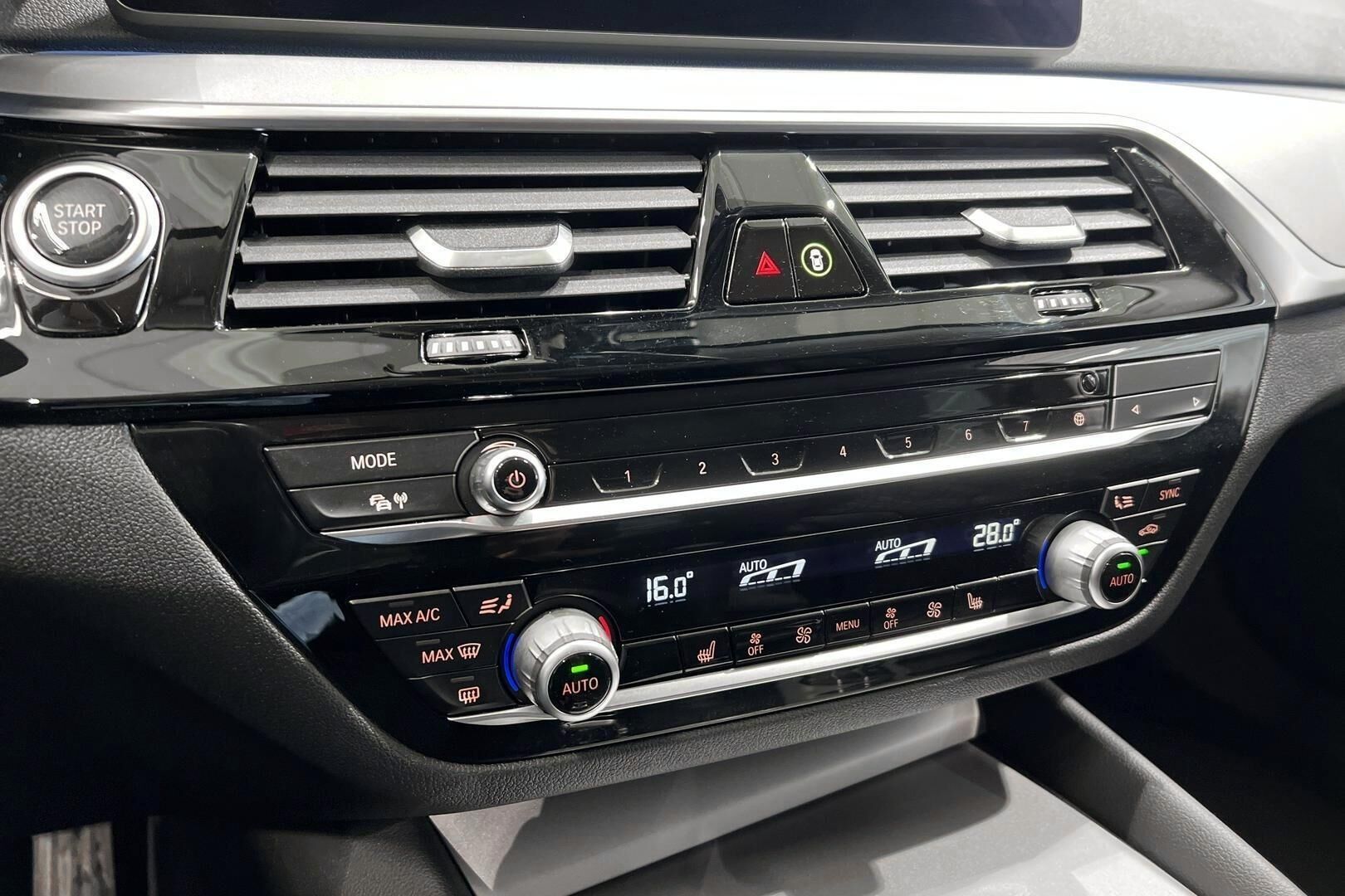 BMW 5-SARJA iso kuva 17