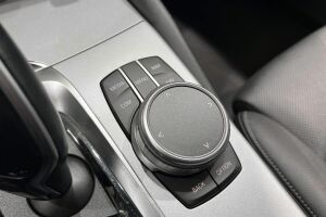 BMW 5-SARJA esikatselu 22