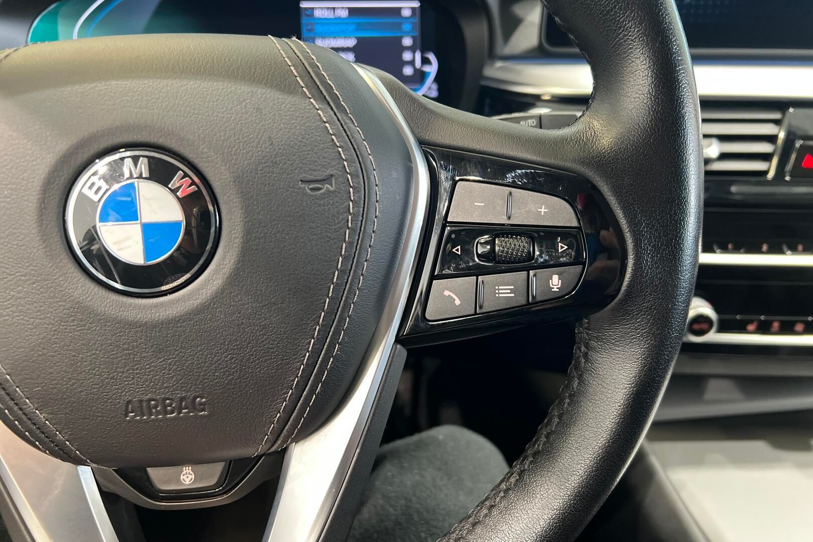 BMW 5-SARJA iso kuva 21