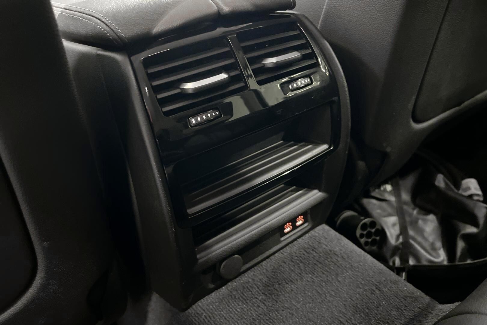 BMW 5-SARJA iso kuva 25