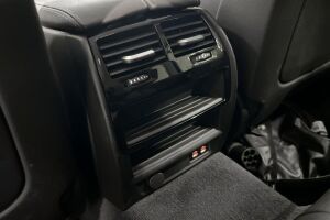 BMW 5-SARJA esikatselu 28