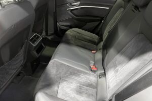 AUDI E-TRON esikatselu 10