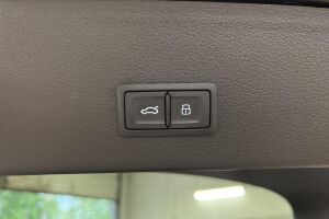 AUDI E-TRON esikatselu 14