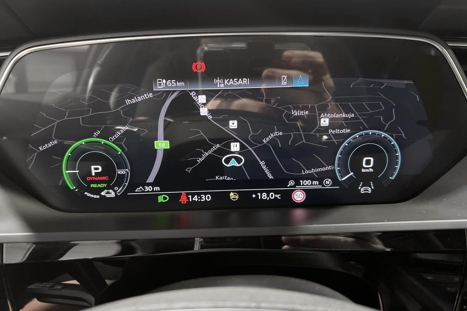 AUDI E-TRON iso kuva 18