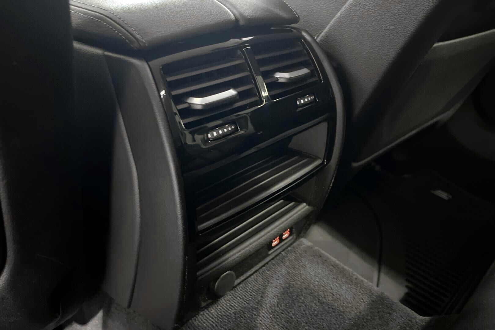 BMW 5-SARJA iso kuva 30
