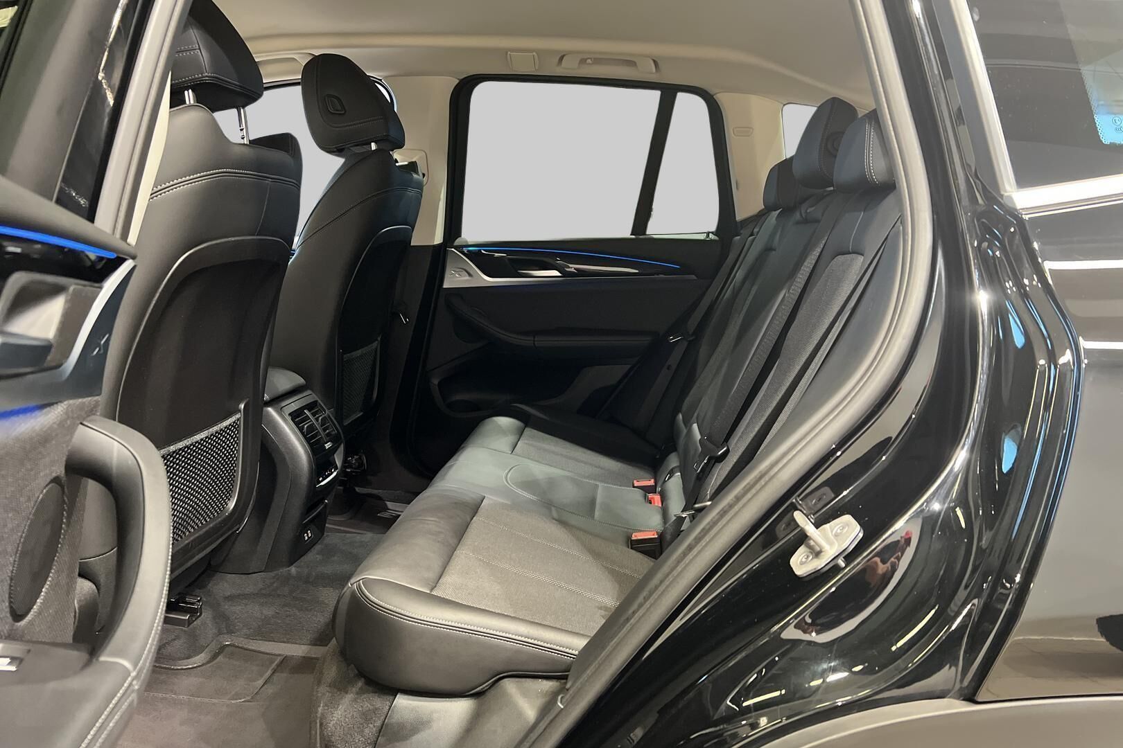 BMW X3 iso kuva 10