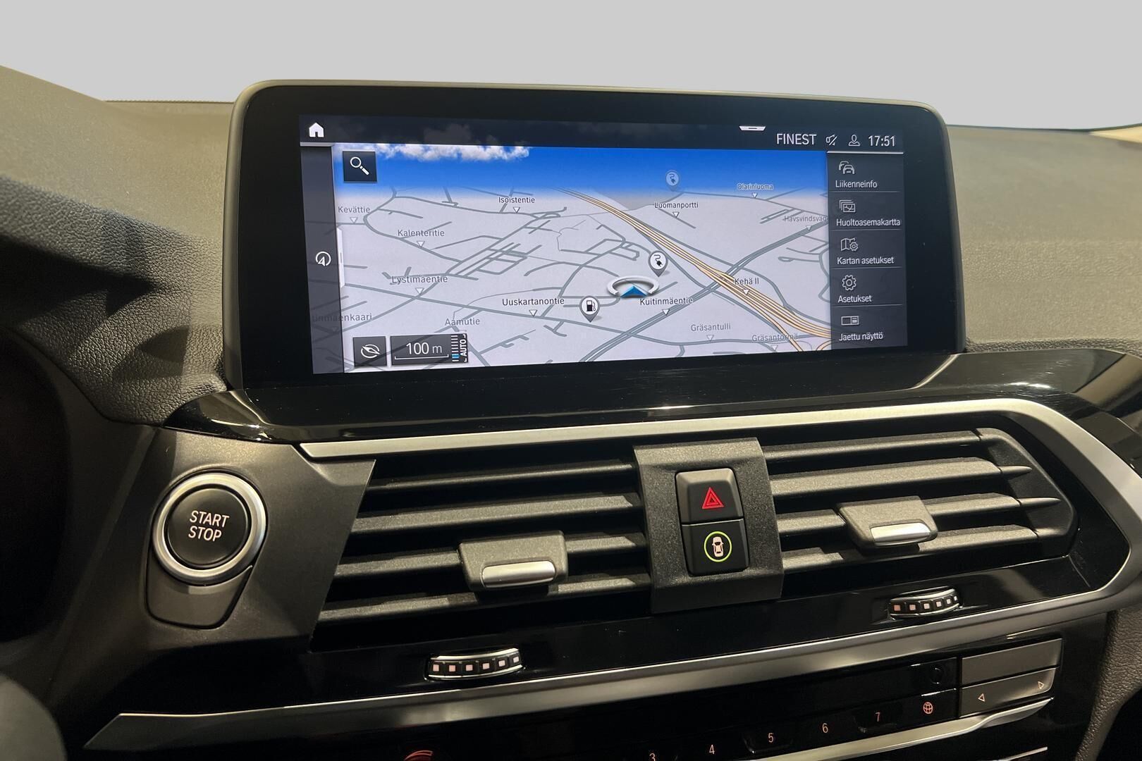 BMW X3 iso kuva 15