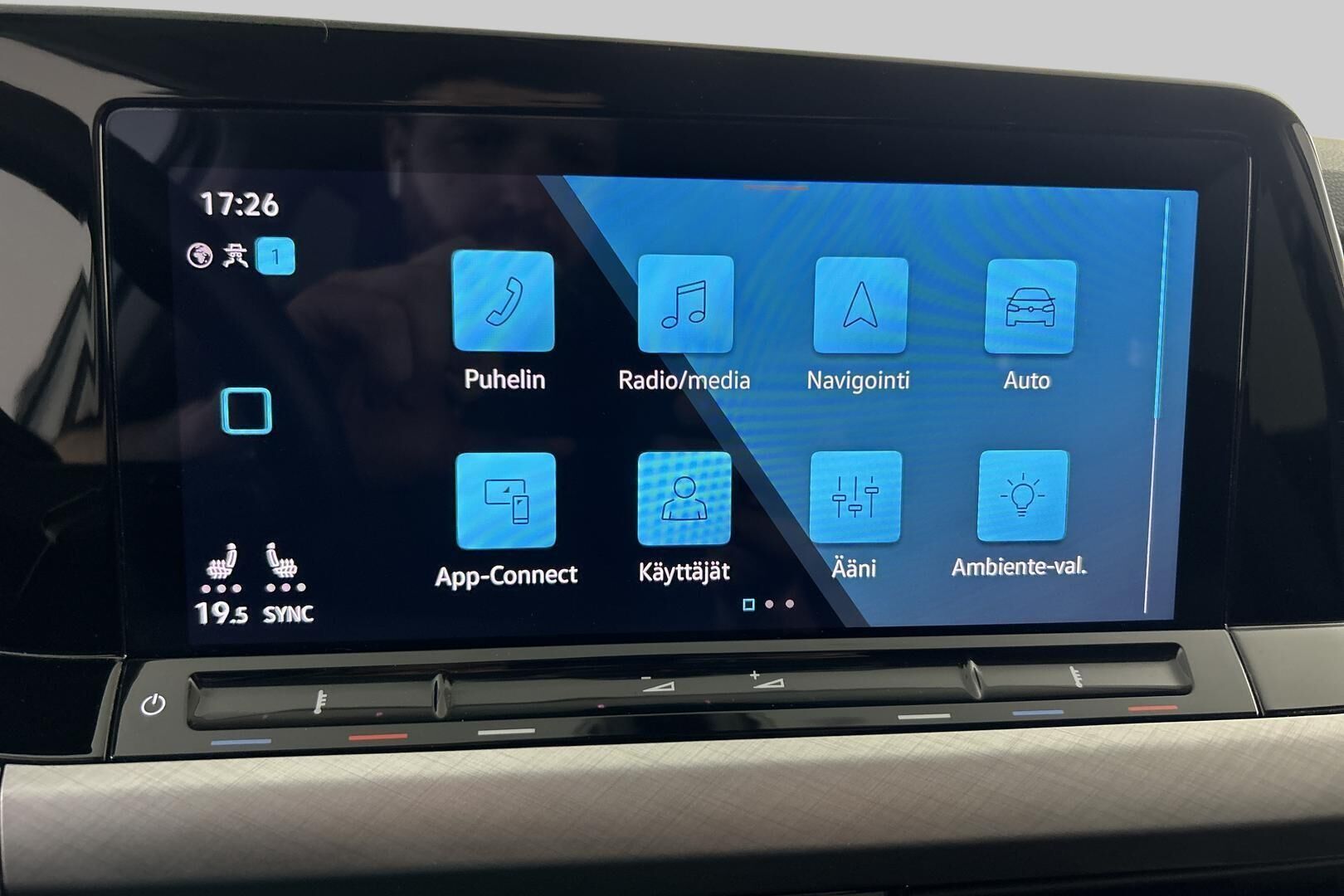 VOLKSWAGEN Golf iso kuva 16