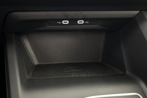 VOLKSWAGEN Golf esikatselu 19