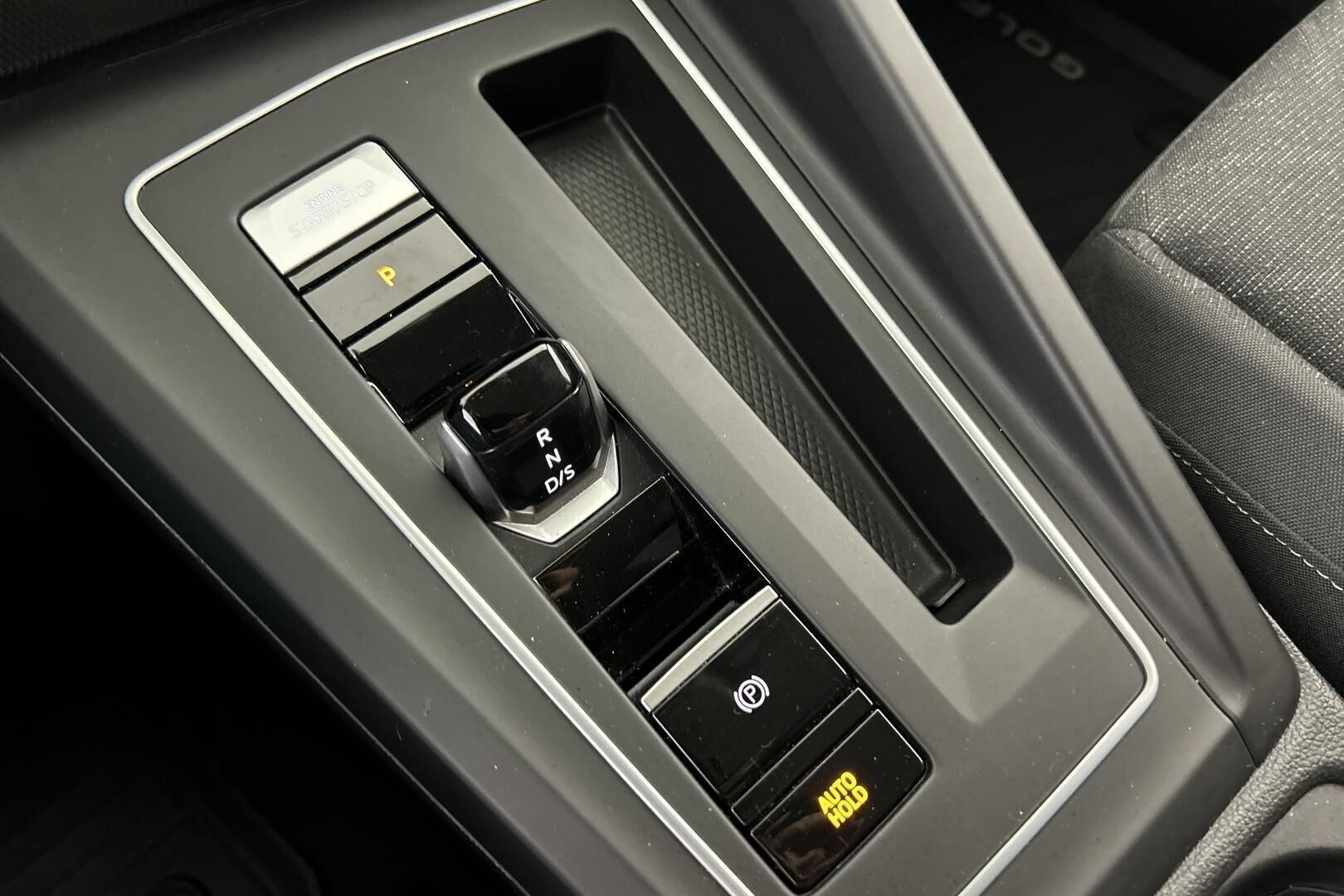 VOLKSWAGEN Golf iso kuva 20