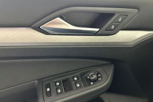 VOLKSWAGEN Golf esikatselu 25