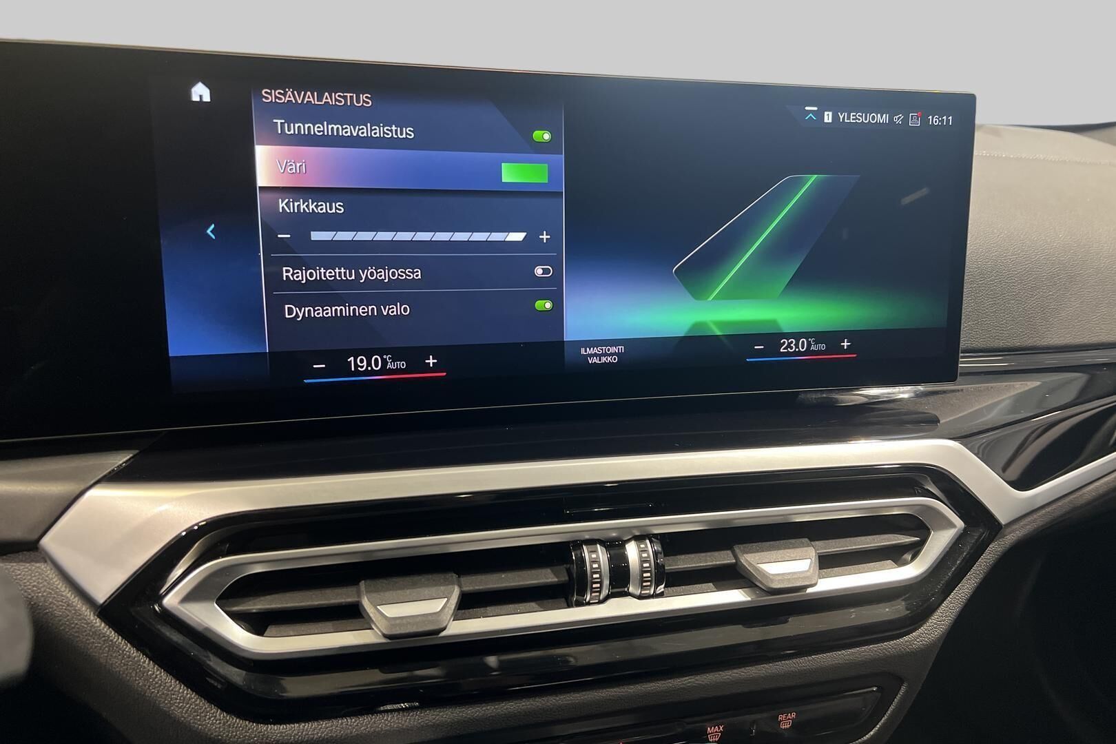 BMW I4 M50 iso kuva 19