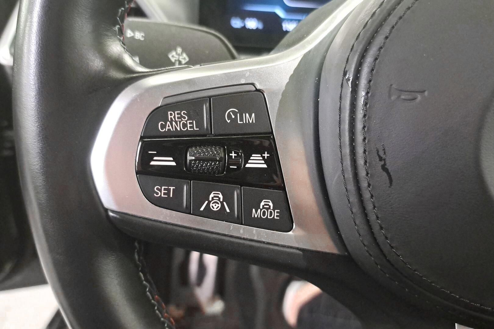 BMW I4 M50 iso kuva 3