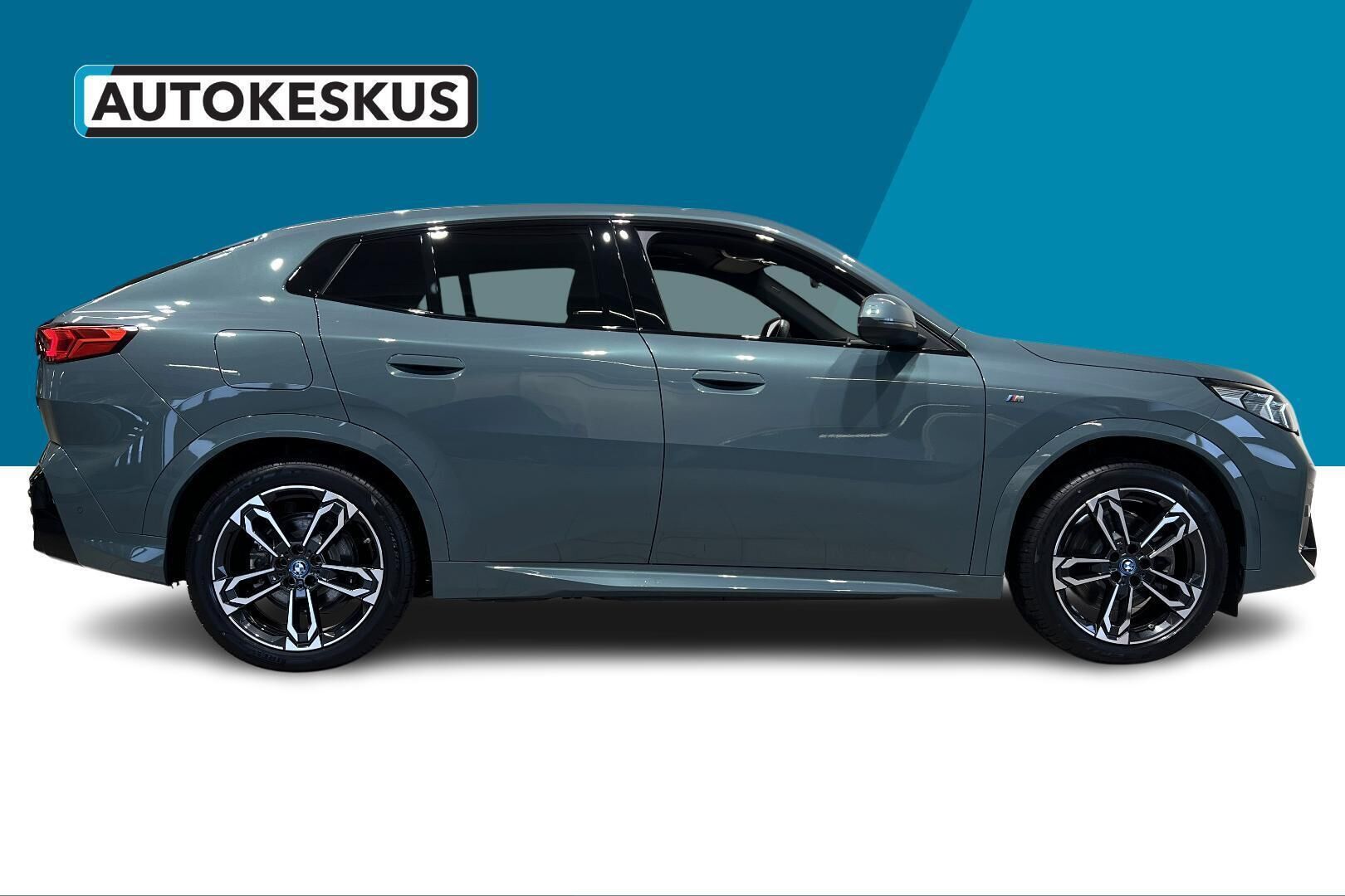 BMW IX2 iso kuva 2