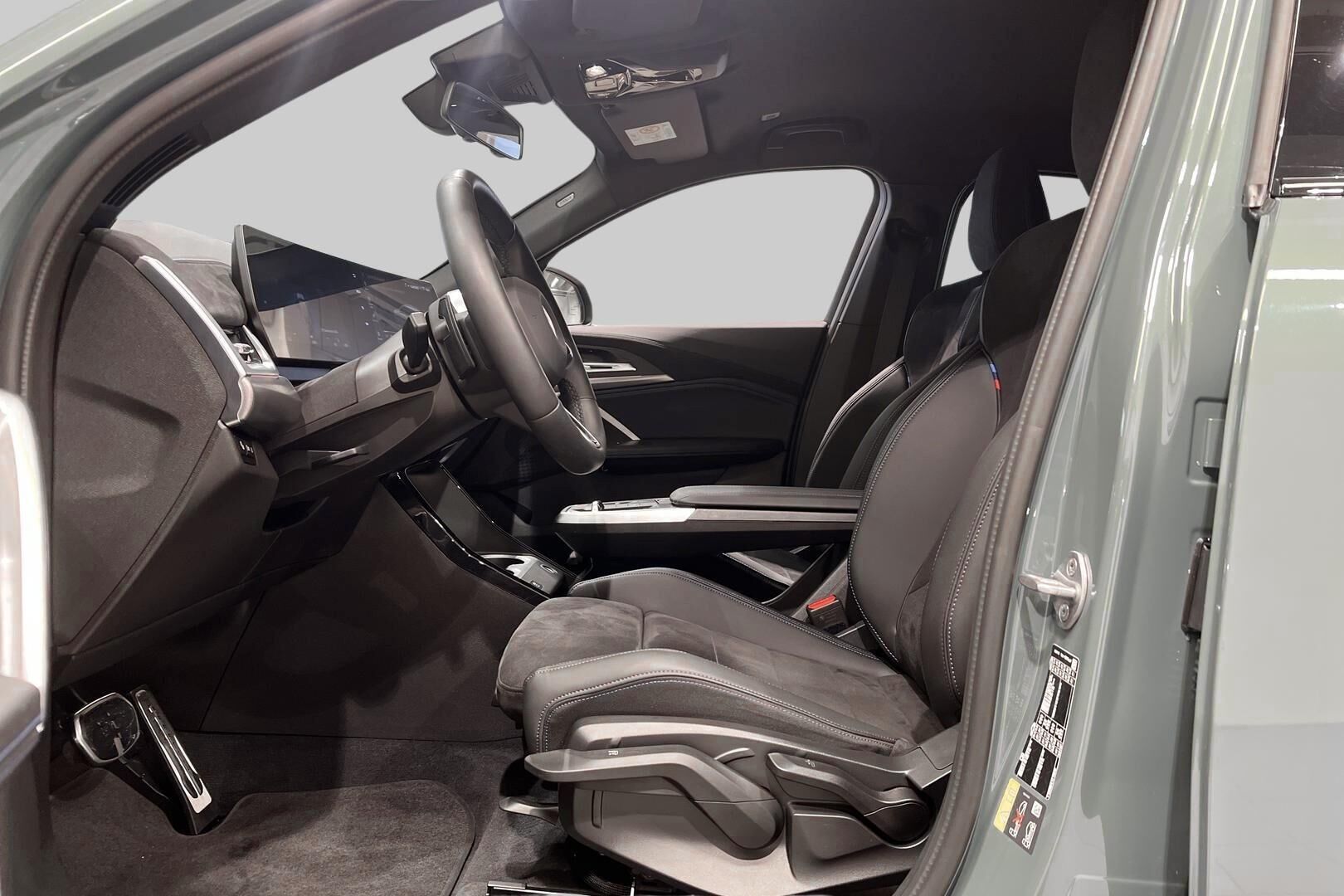 BMW IX2 iso kuva 6