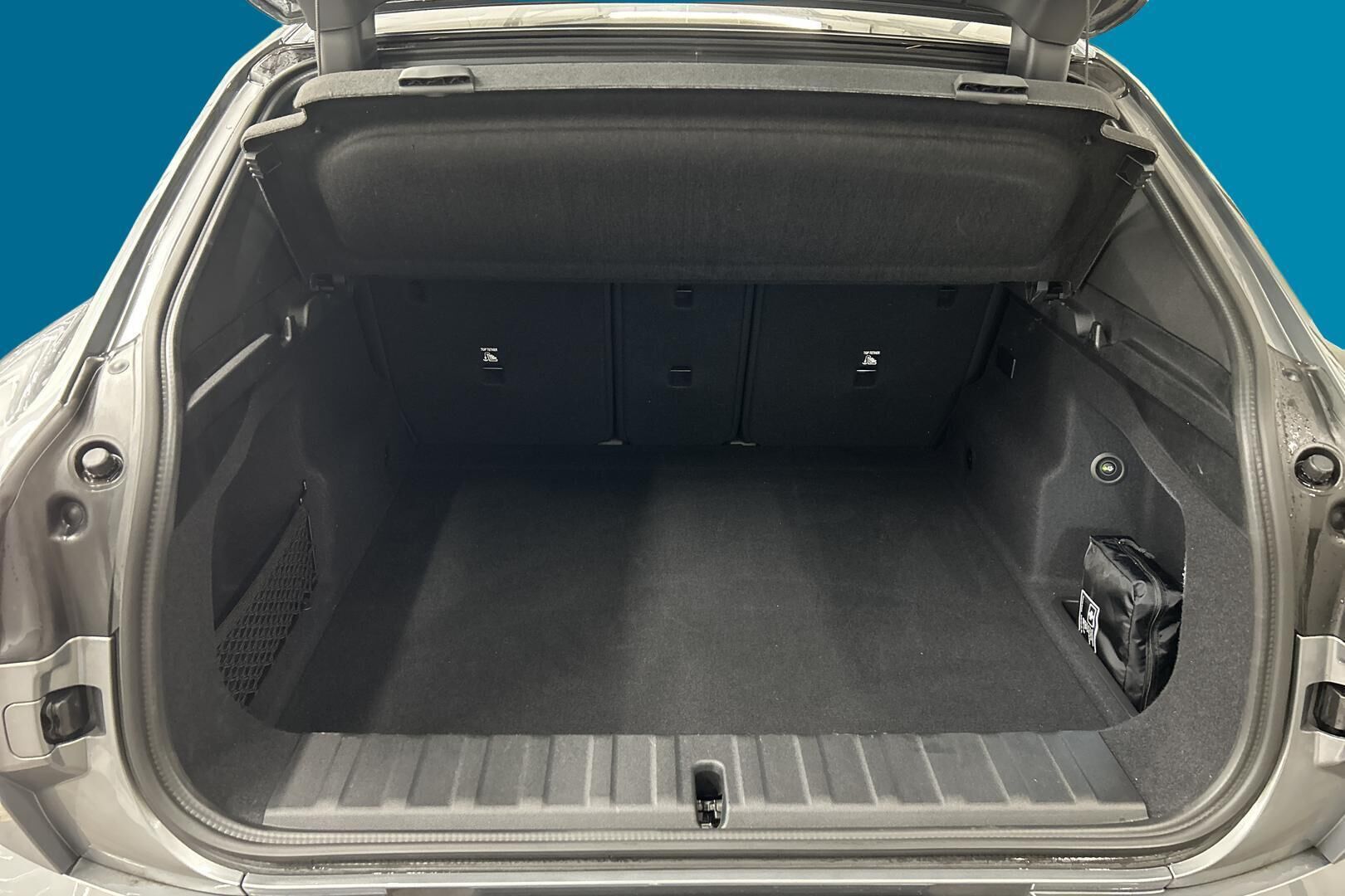 BMW IX2 iso kuva 12