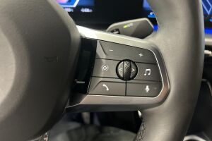 BMW IX2 esikatselu 12