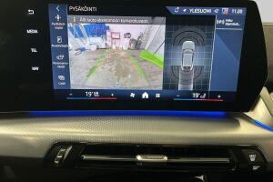 BMW IX2 esikatselu 14