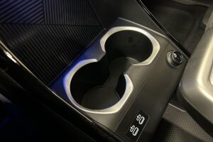 BMW IX2 esikatselu 16