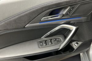 BMW IX2 esikatselu 18